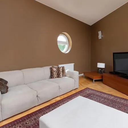 Orlowo Park With Spacious Terrace & Winter Garden By Renters * גדינייה