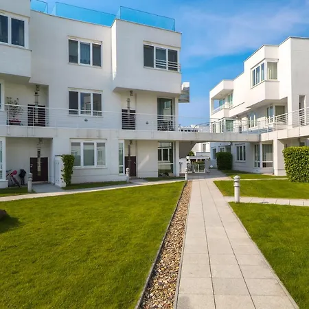 דירה Orlowo Park With Spacious Terrace & Winter Garden By Renters